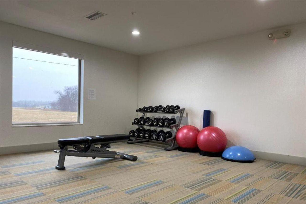 Holiday Inn Express And Suites Hotel - Pauls Valley By Ihg Exterior foto