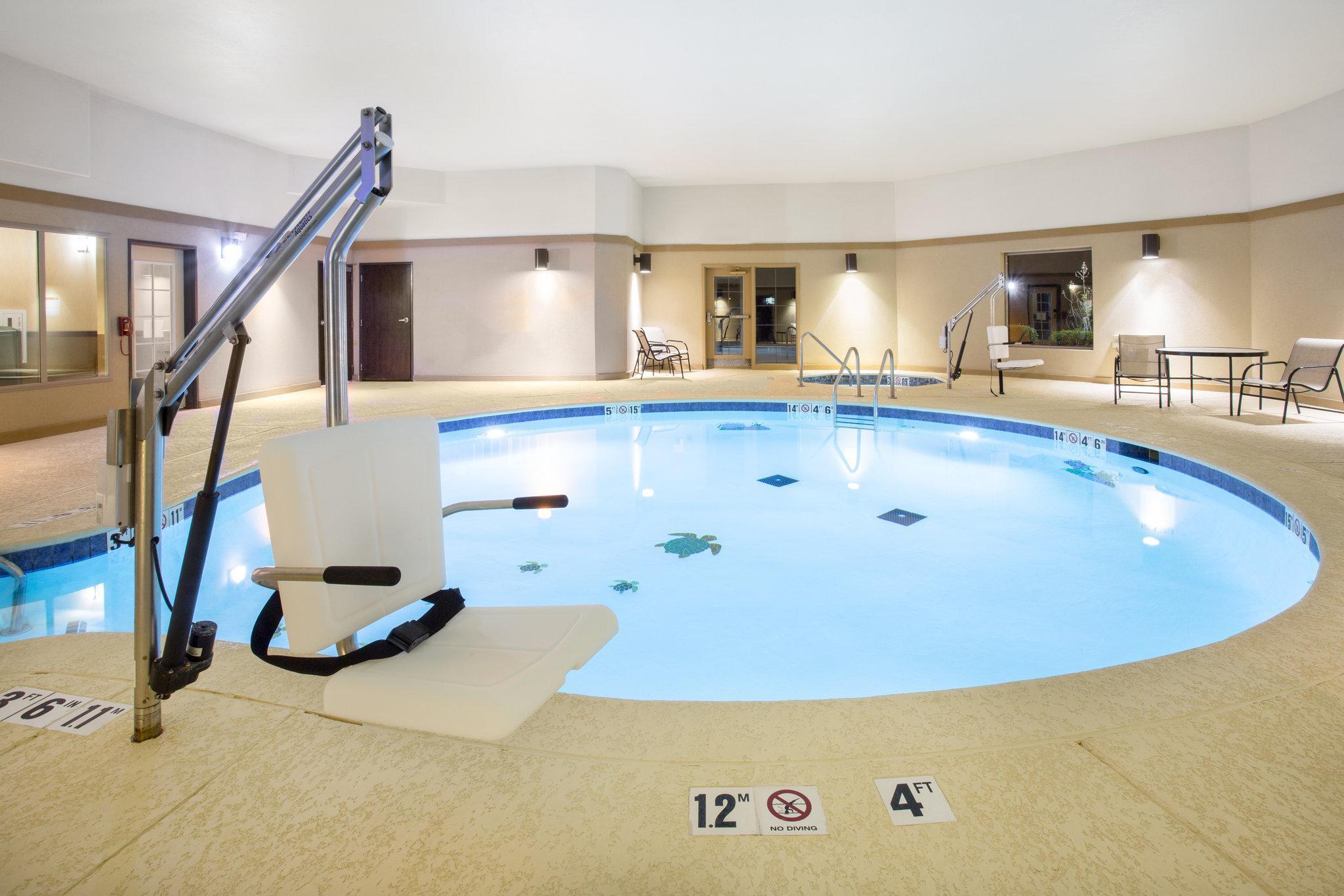 Holiday Inn Express And Suites Hotel - Pauls Valley By Ihg Exterior foto
